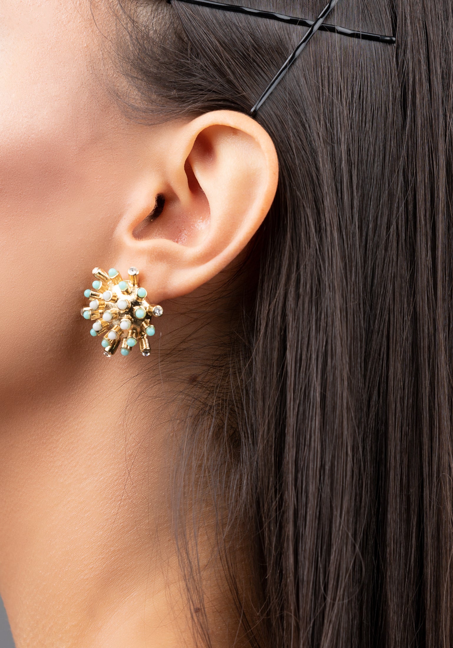 EARRINGS THAT EVERY MODERN LADY MUST OWN