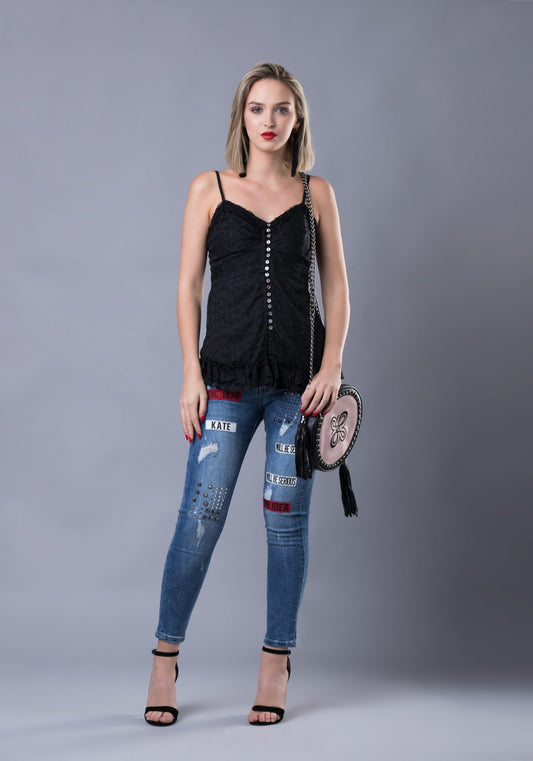 HOW TO CHOOSE THE MODEL OF JEANS ACCORDING TO YOUR FIGURE
