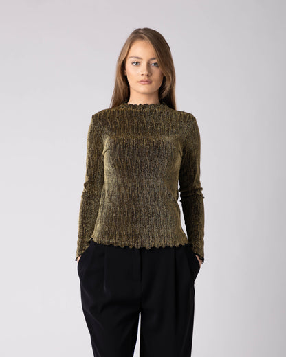 Vira Fitted Top
