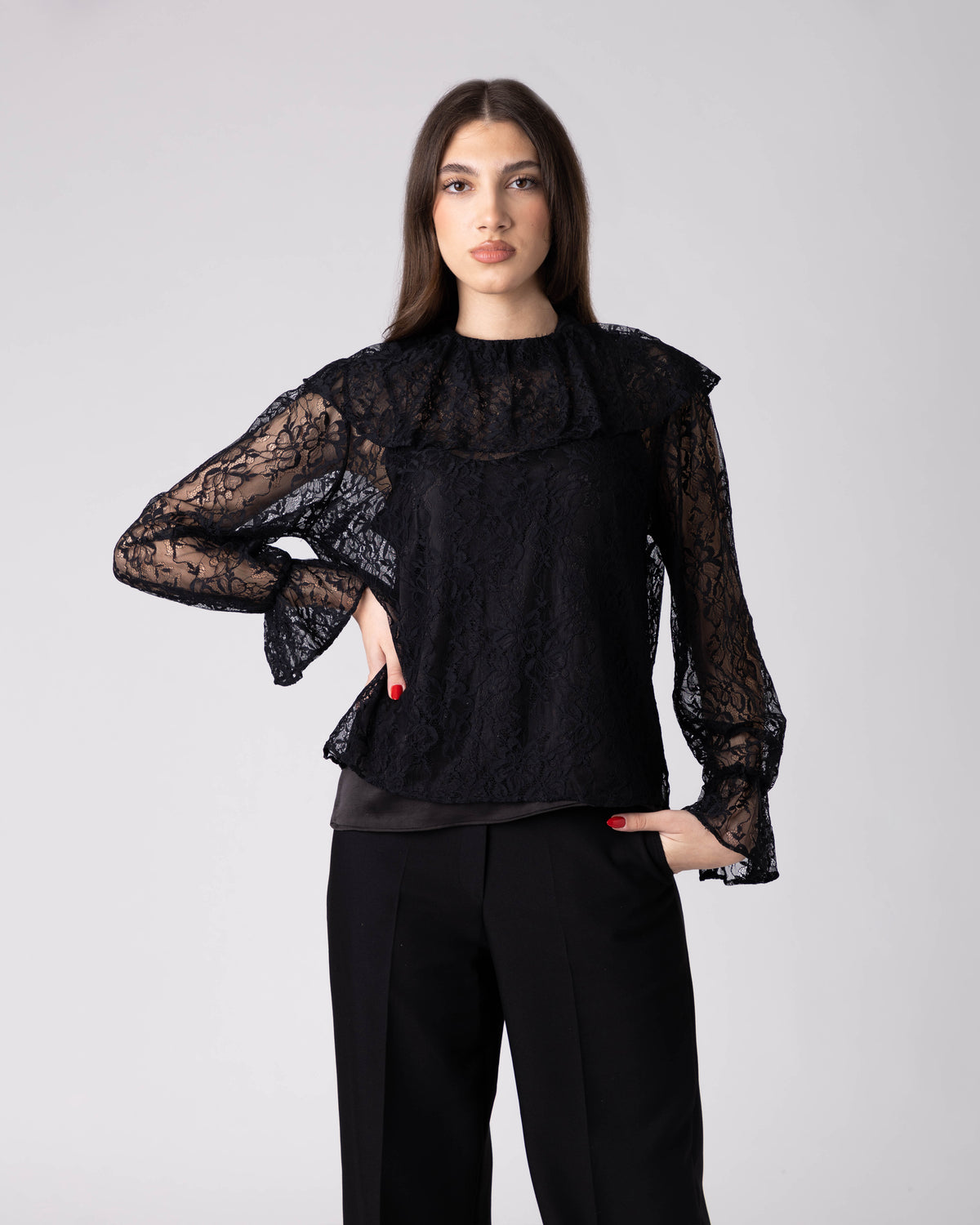 Noctelle Lace Top