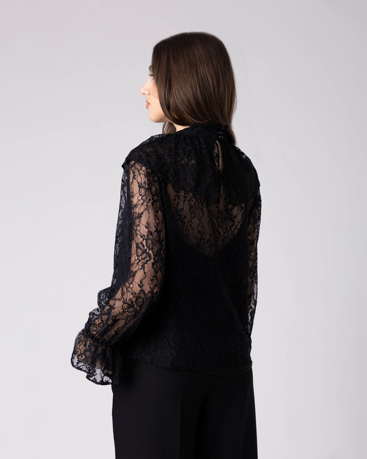 Noctelle Lace Top