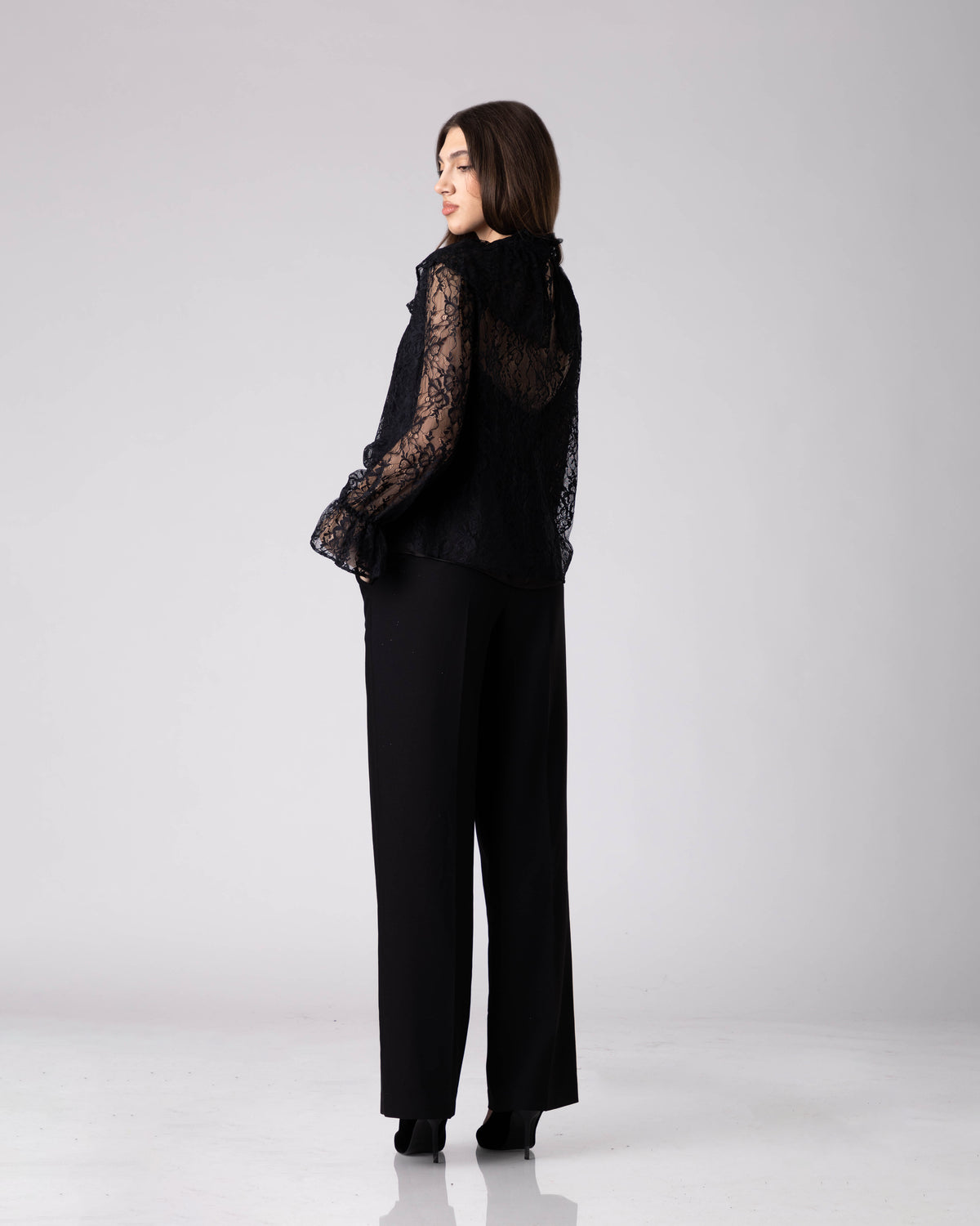 Noctelle Lace Top