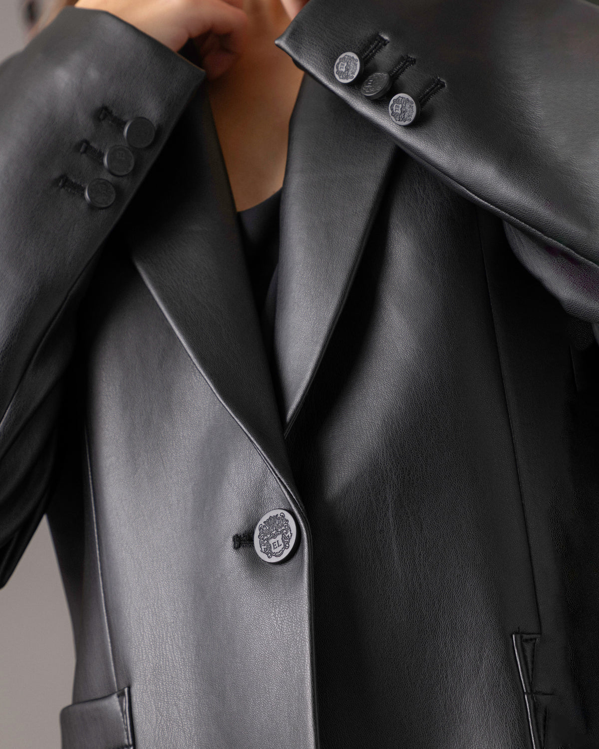 Obsidian Form Blazer - Violet