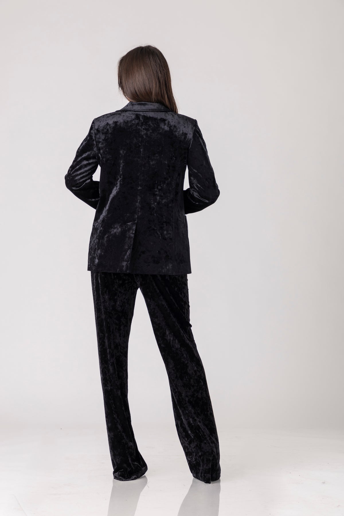 Elynx Velvet Suit Set
