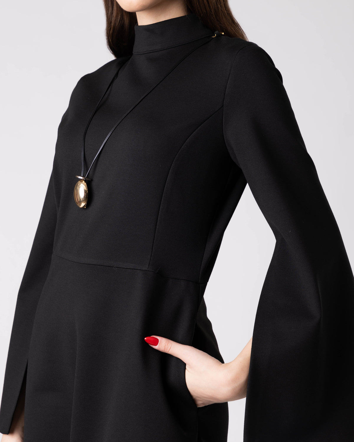 (PRE-ORDER) Elmyra Black Sculpted Midi Dress