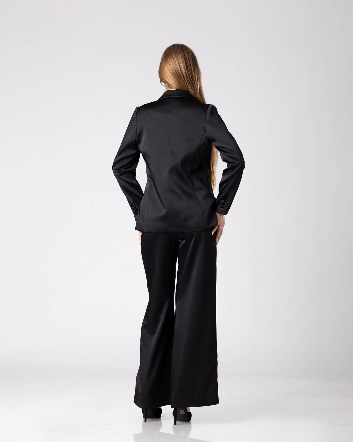 Aurexis Two-Piece Set
