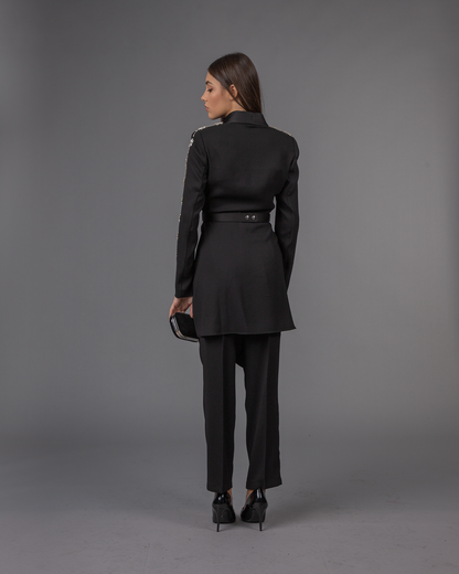 Two piece suit with decorated sleeves