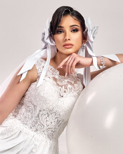 "Lace Lumière"