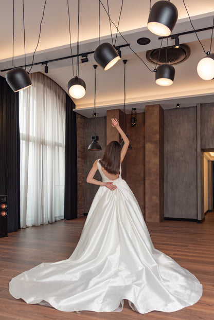 Wedding dress