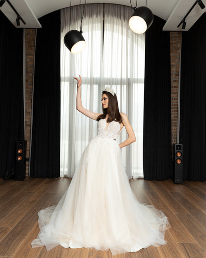 Wedding dress