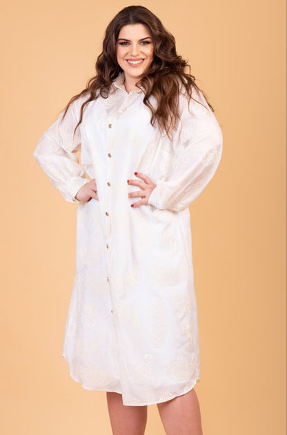 White textured shirt-dress