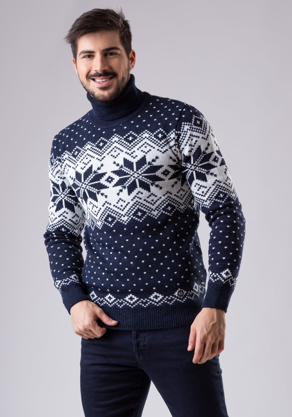 Knitted sweater dark blue