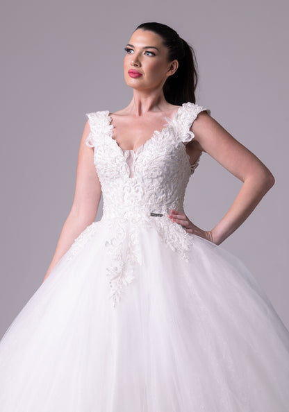 Wedding dress