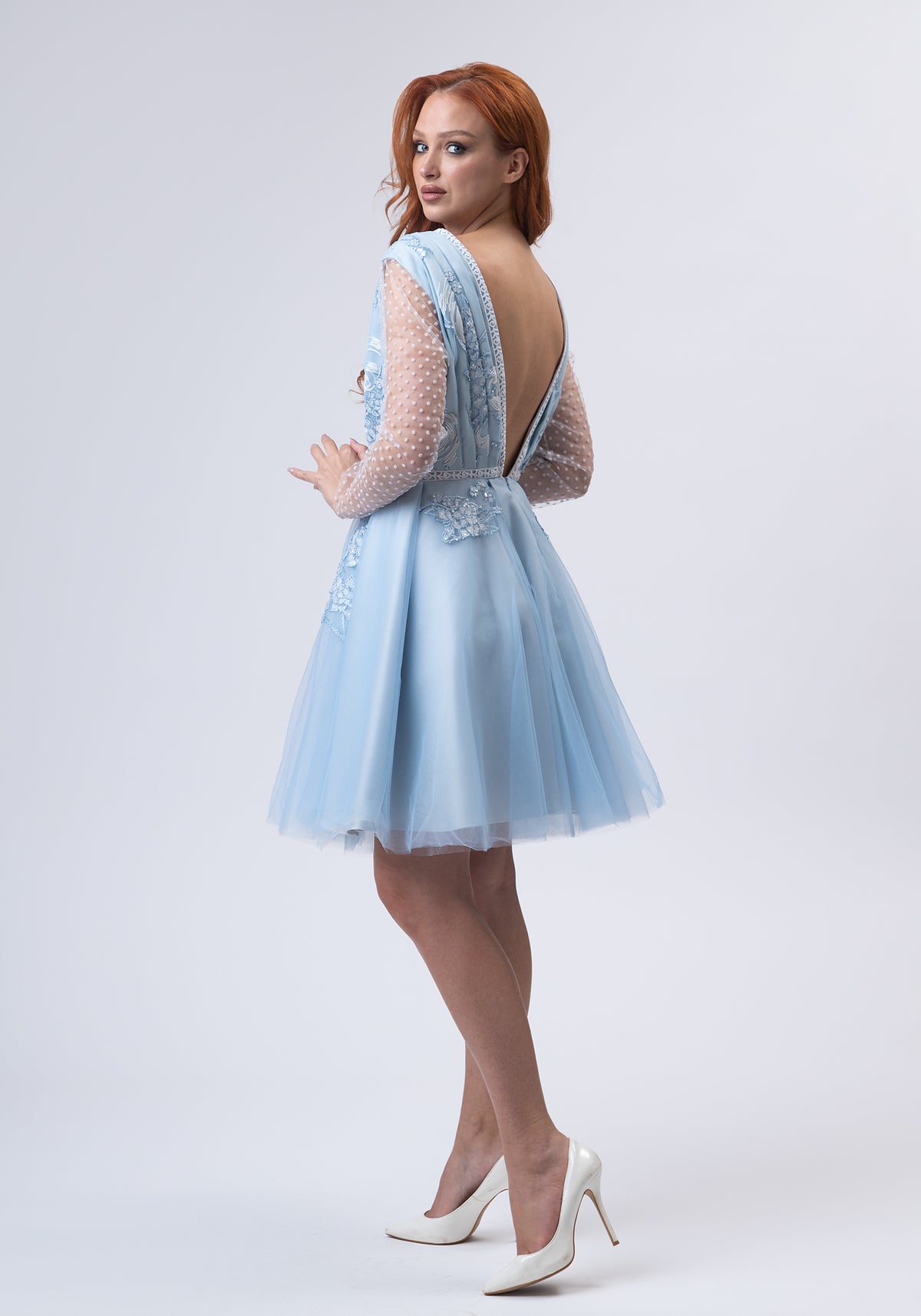 Short lace blue dress