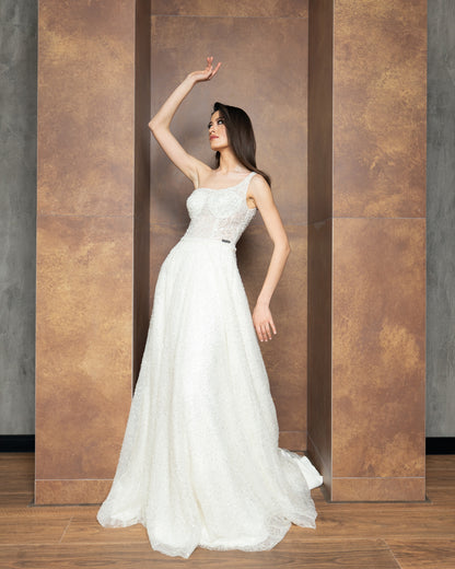 Wedding dress